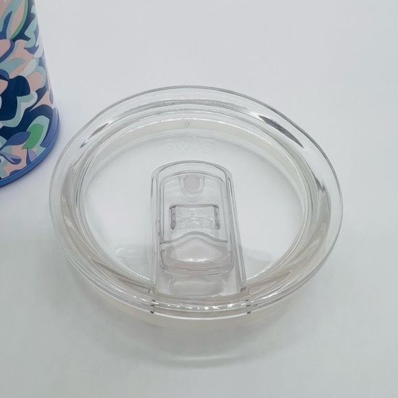 SWIG BEAUTIFUL 32 OUNCE FLORAL TUMBLER SLIP RESISTANT TRIPLE INSULATED - Picture 9 of 12